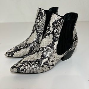 SNAKE PRINT WESTERN ANKLE BOOTIES size 6.5